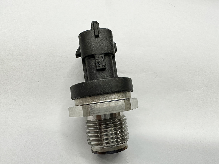 High-pressure sensor 61001,OE 0281002706, 0281002707, 0281002937 - Image 2
